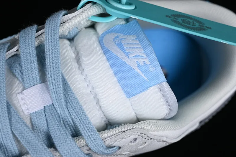 All categories Nk SB Dunk series Nk SB Dunk Low low-top sneakers F version Nk SB Dunk Low "520" Valentine's Day limited SB low-top sports and leisure sneakers FN3433-141